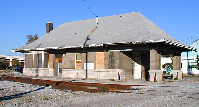 Photo: Abandoned CSX Train Depot, circa 2000